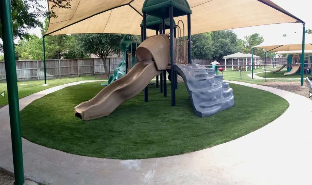 Playground Grass Installation